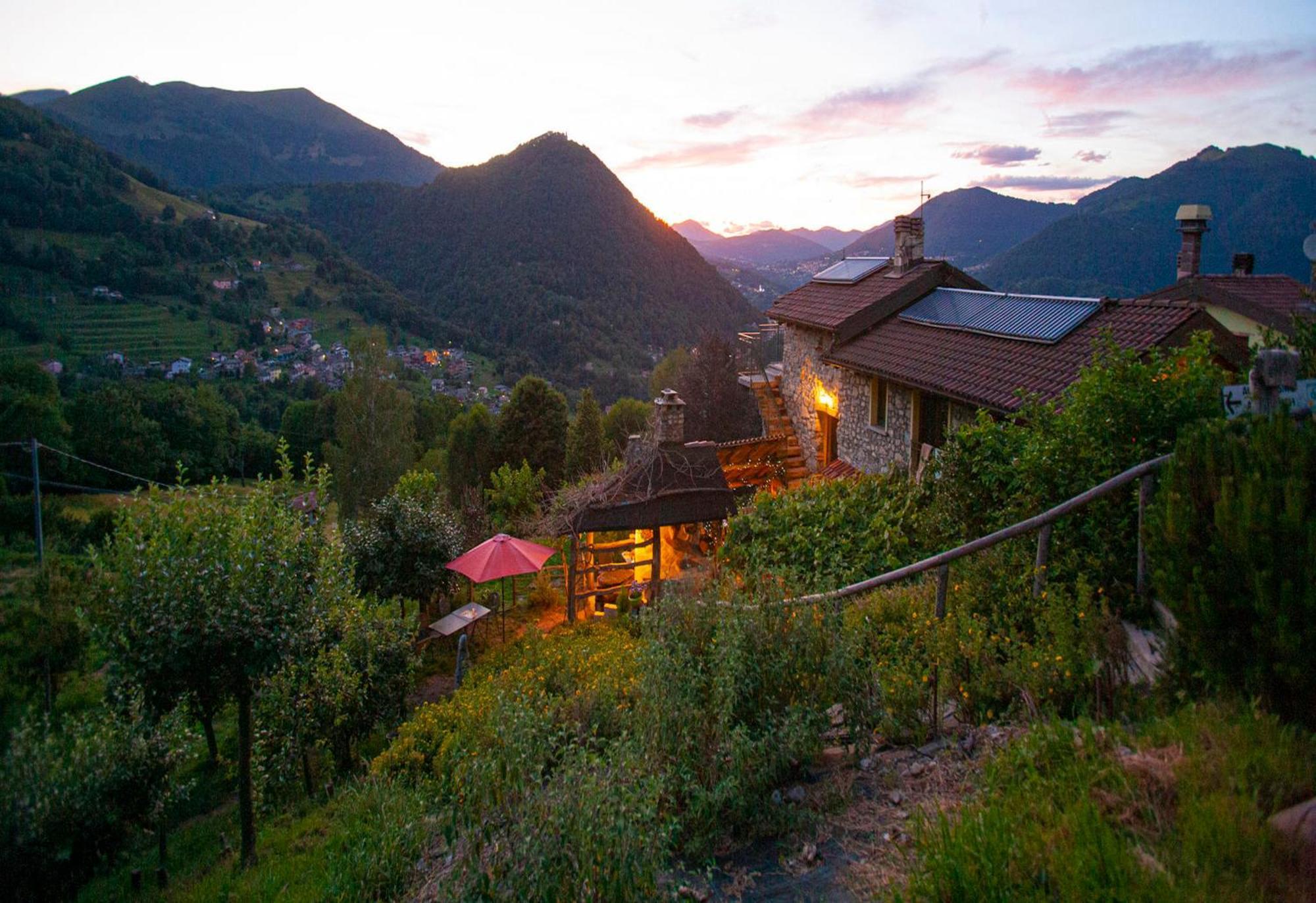Agriturismo Al Marnich Schignano  Ngoại thất bức ảnh